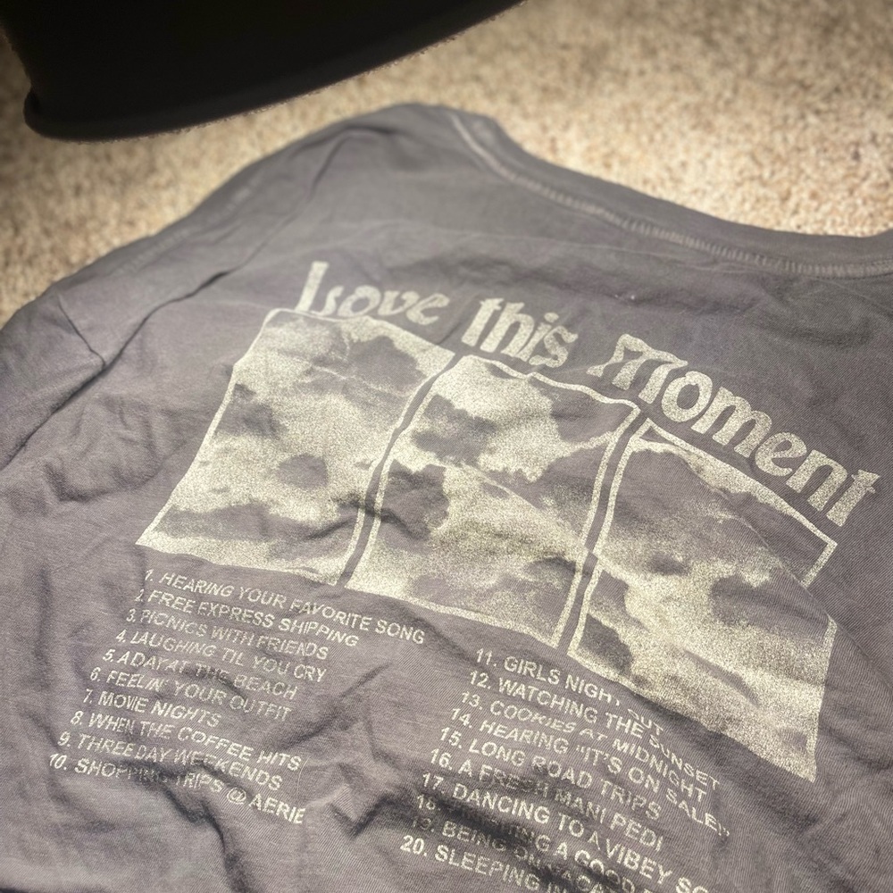 Grey T-shirt | Aerie